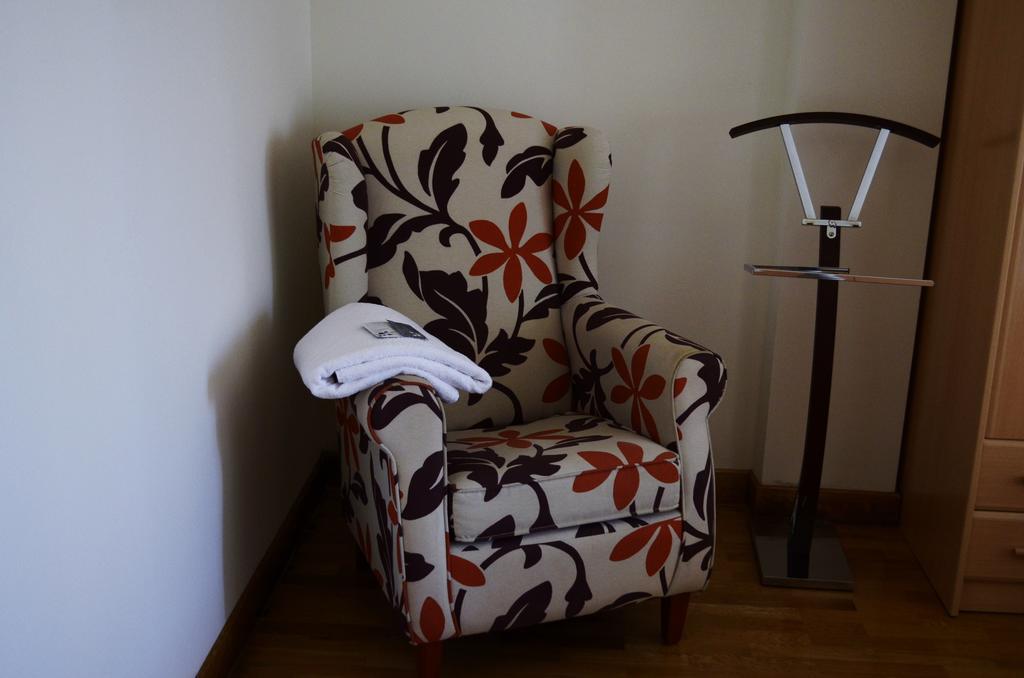 Pension Ostadar Los Arcos Room photo