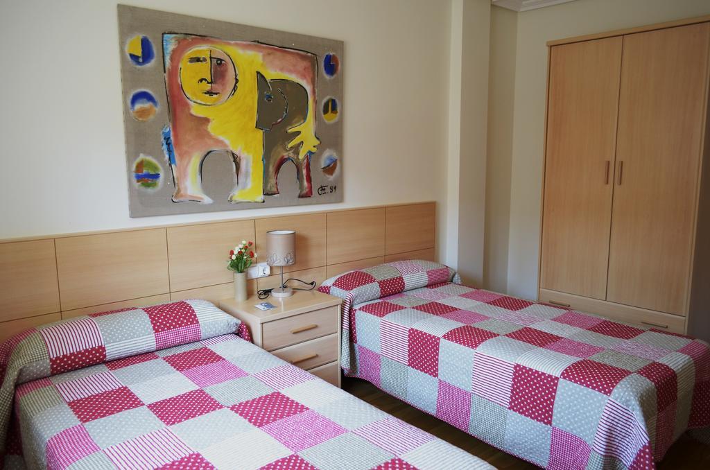 Pension Ostadar Los Arcos Exterior photo
