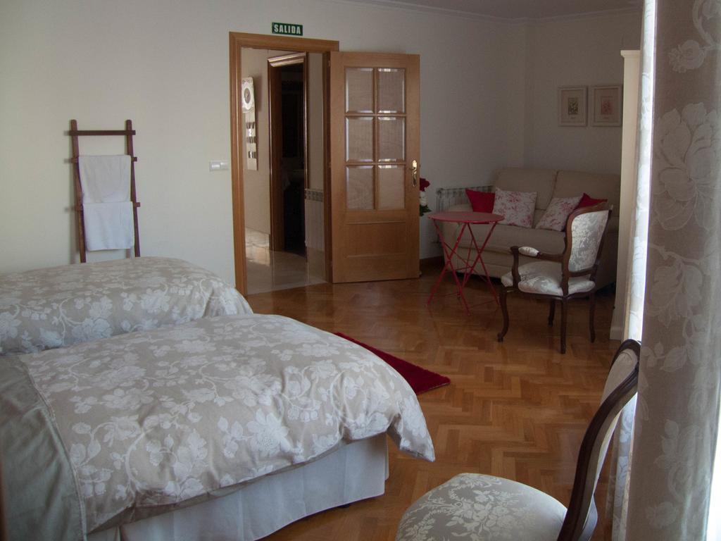Pension Ostadar Los Arcos Exterior photo